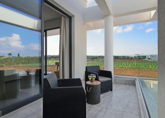 Villa Queen Isabella Protaras