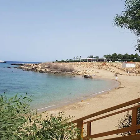 Queen Isabella Villa *