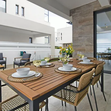 Villa Queen Isabella